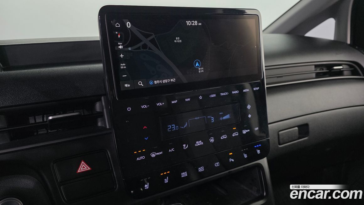 Hyundai Staria 2022