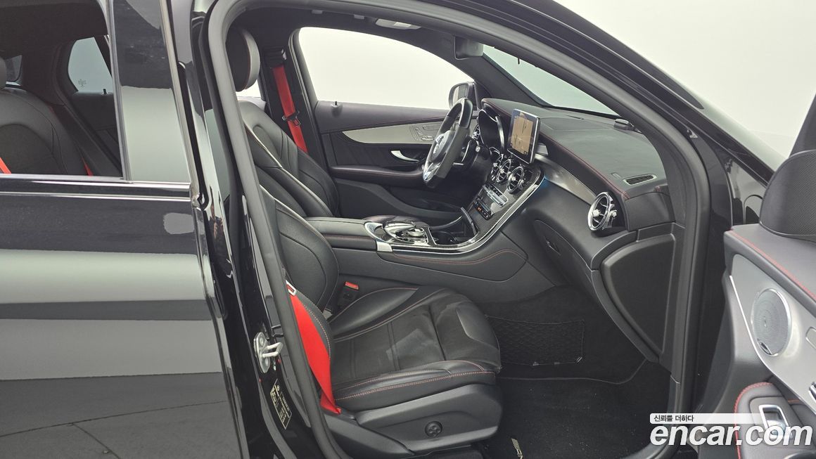 Mercedes-Benz GLC-Class 2019