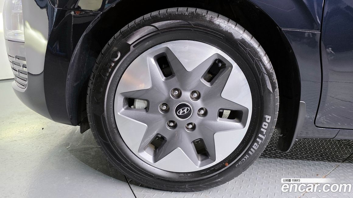 Hyundai Staria 2022