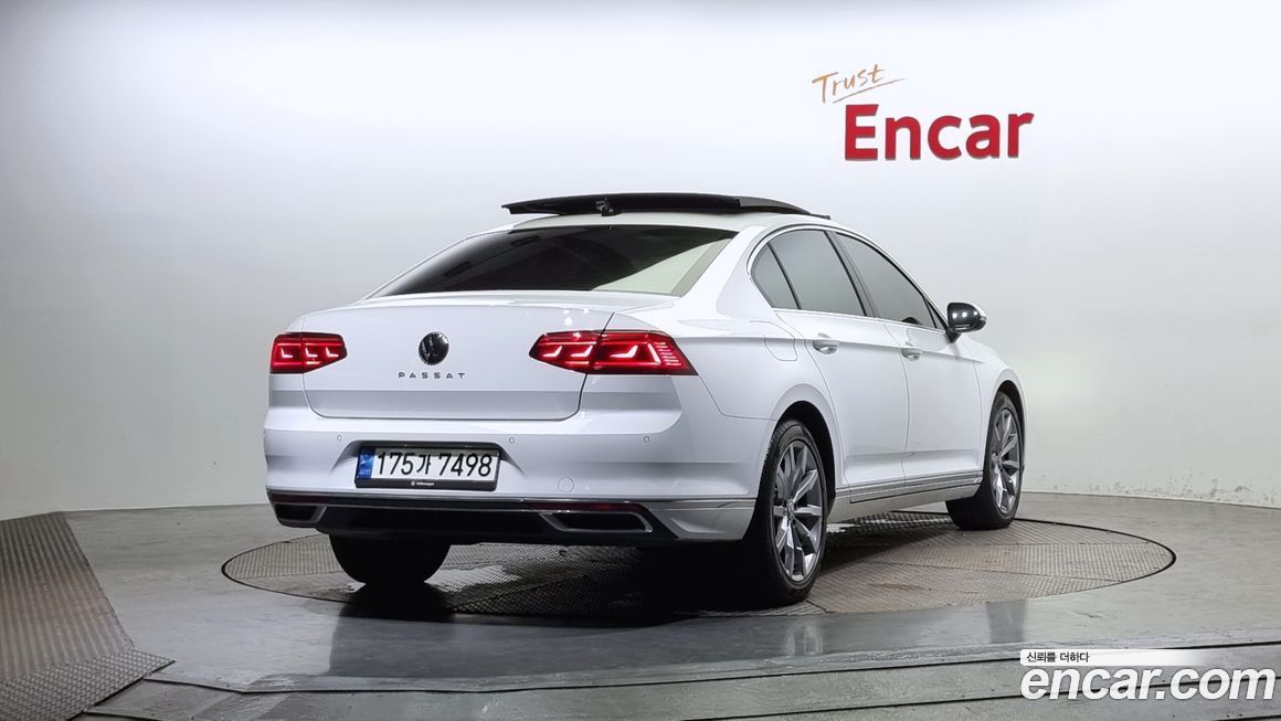 Volkswagen Passat 2021