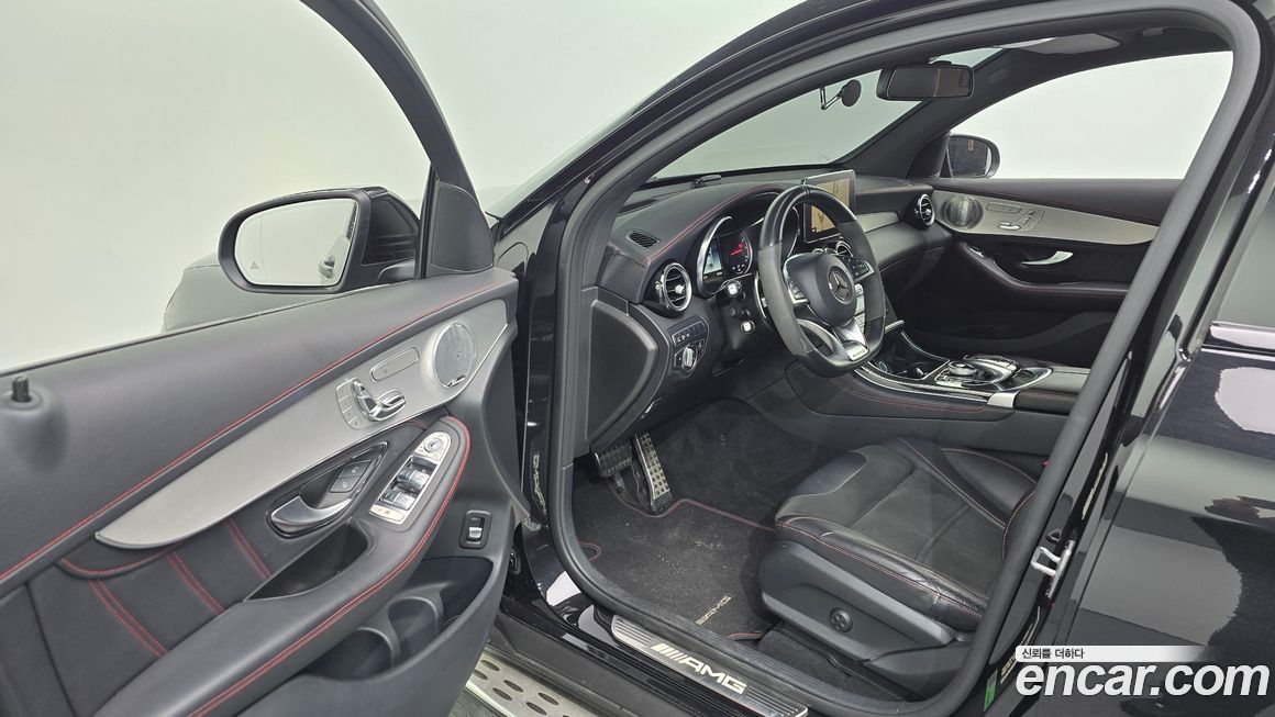 Mercedes-Benz GLC-Class 2019