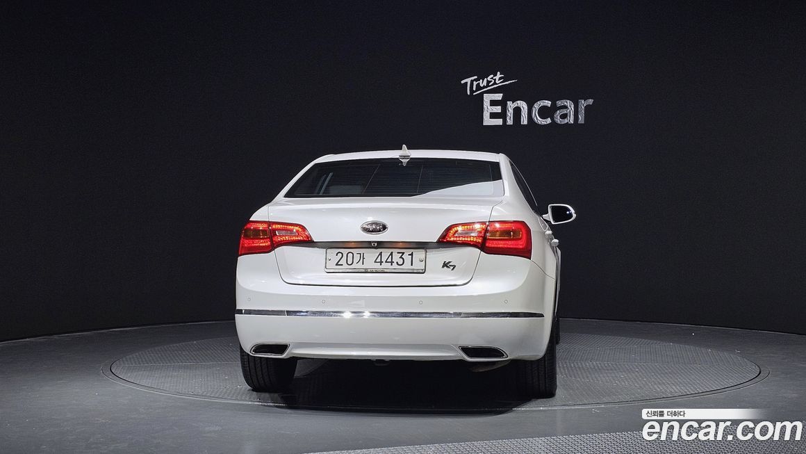 Kia K7 2011