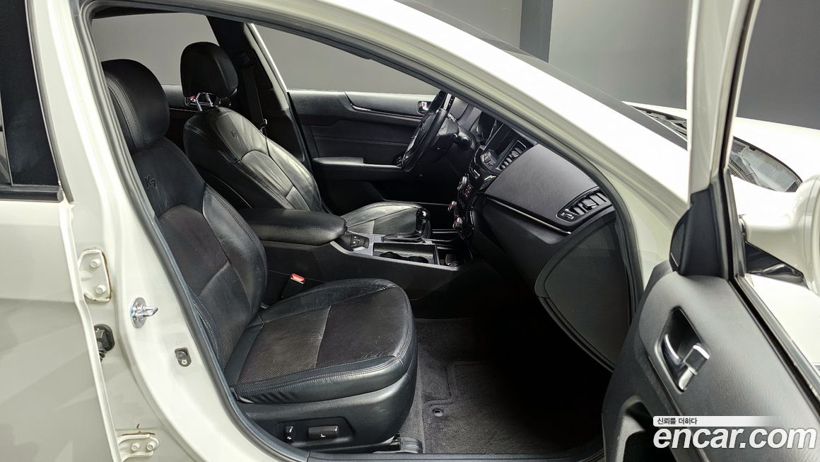 Kia K7 2011