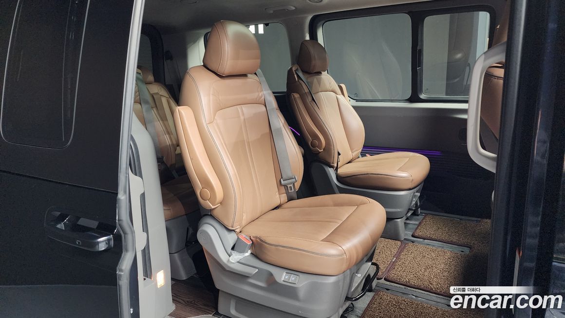 Hyundai Staria 2022
