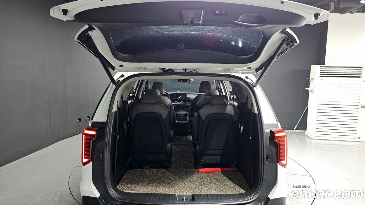 Kia Canival 2024