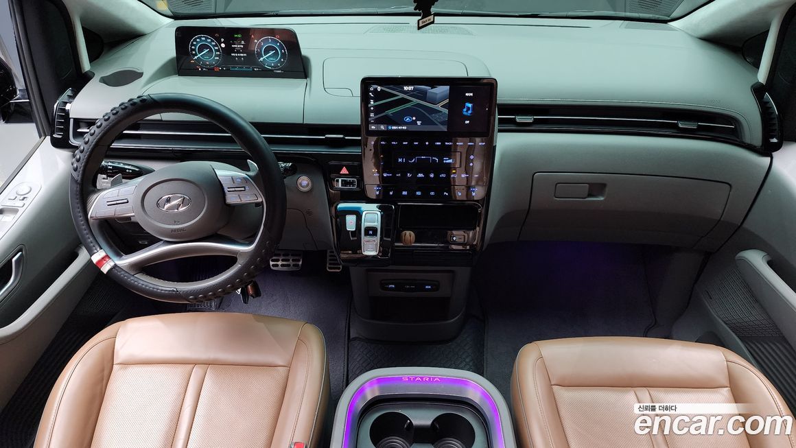 Hyundai Staria 2022