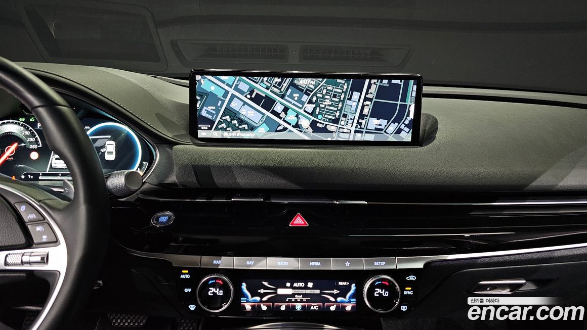Genesis G80 2022