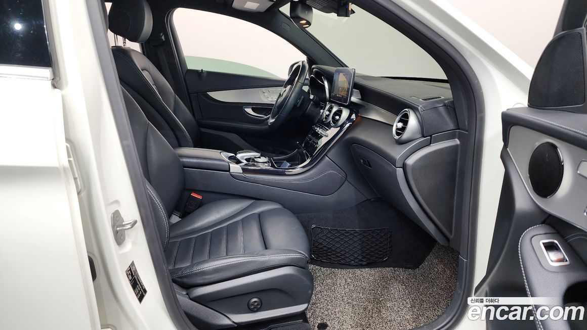 Mercedes-Benz GLC-Class 2018