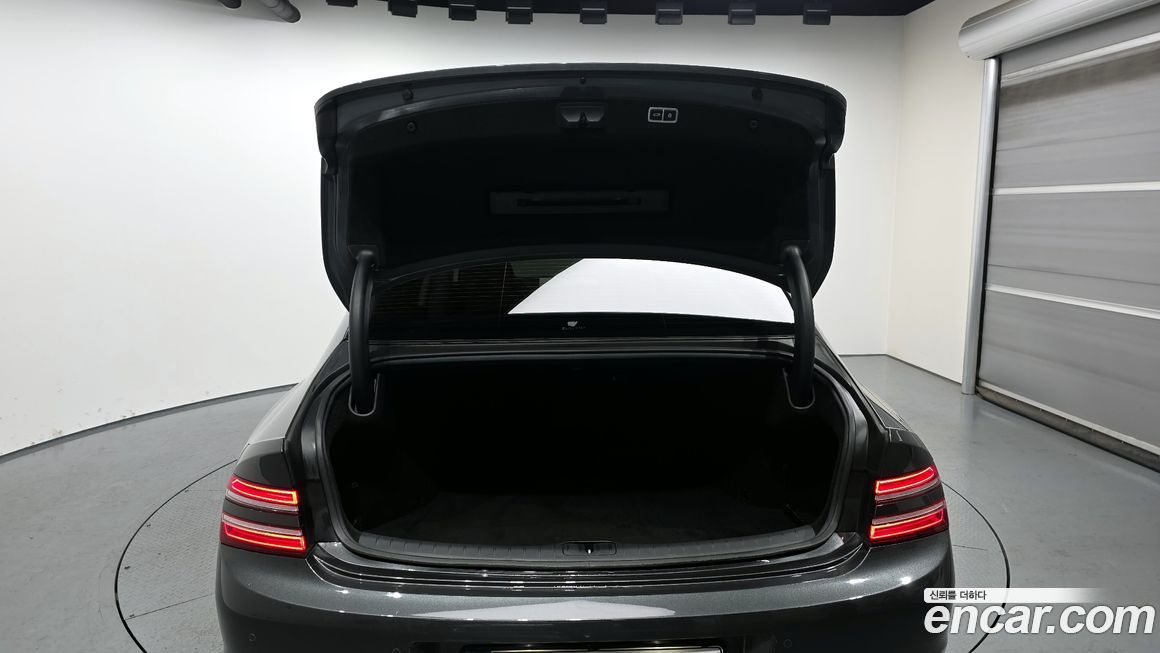Genesis G80 2021