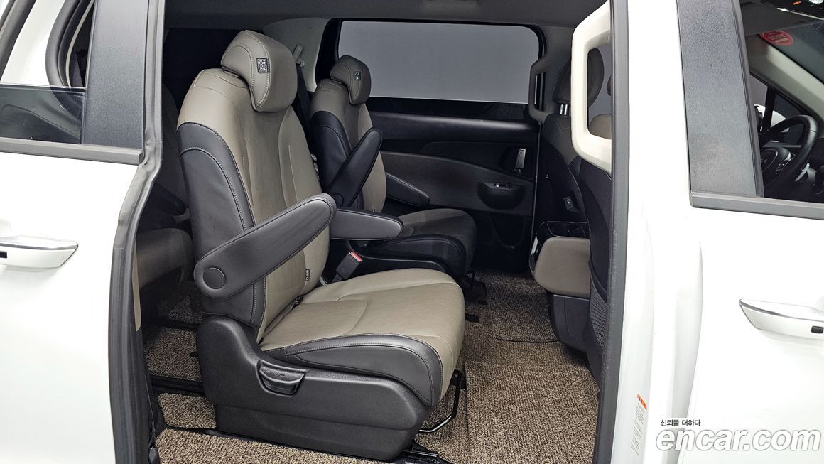 Kia Canival 2024