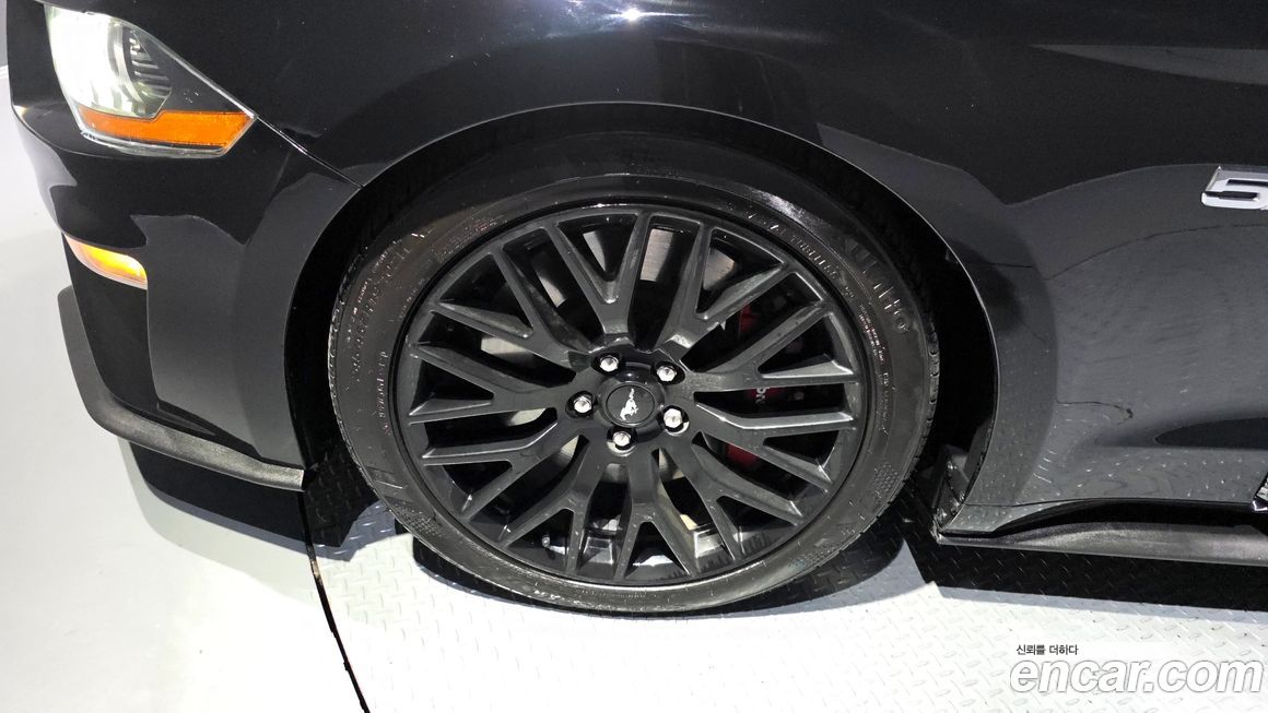 Ford Mustang 2019