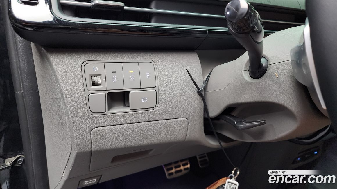 Hyundai Staria 2022