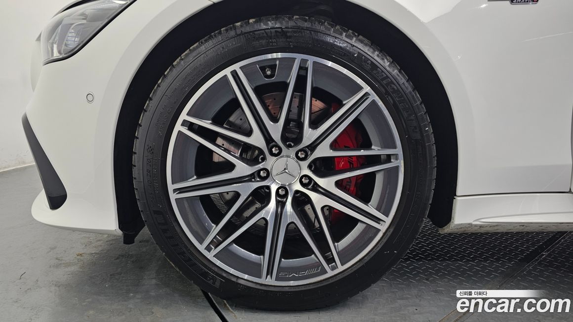 Mercedes-Benz AMG GT 2023