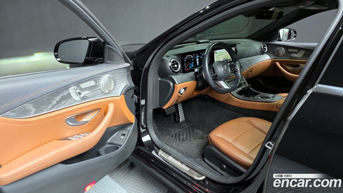 Mercedes-Benz E-Class 2021