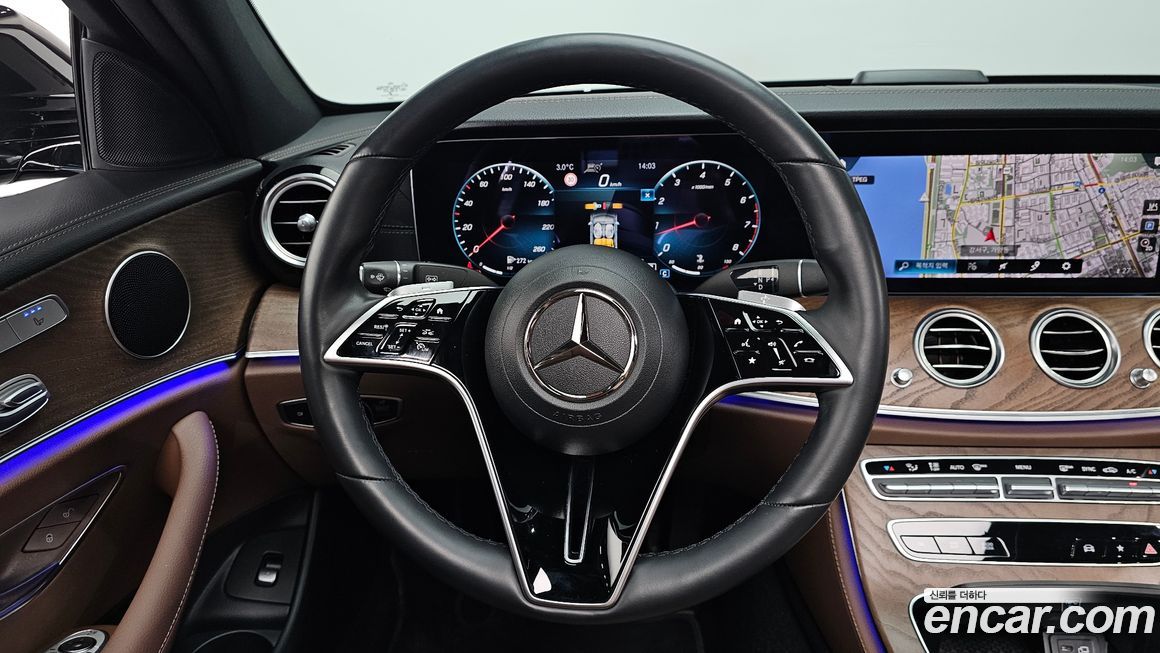 Mercedes-Benz E-Class 2021