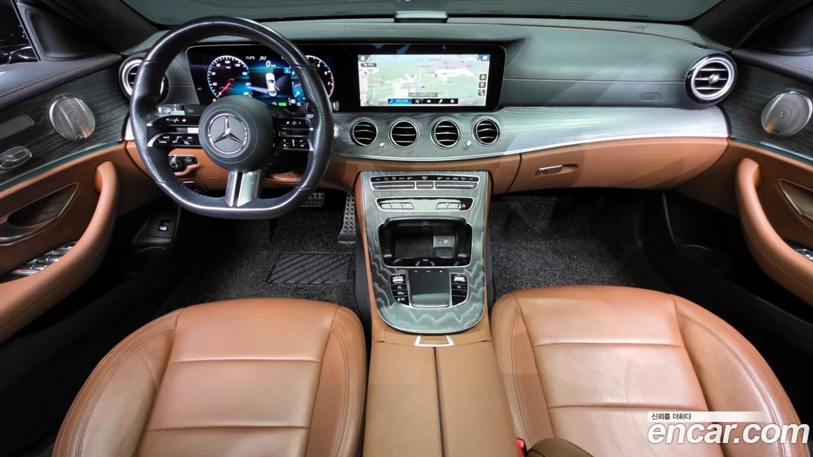 Mercedes-Benz E-Class 2021