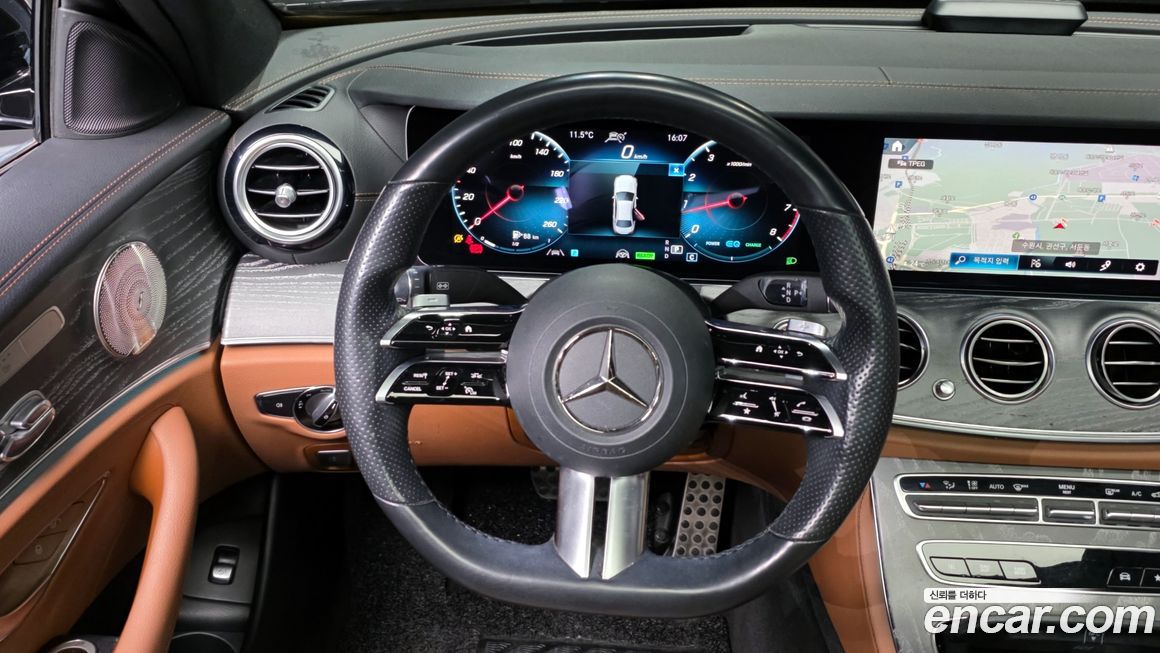 Mercedes-Benz E-Class 2021