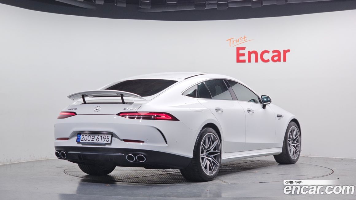 Mercedes-Benz AMG GT 2023