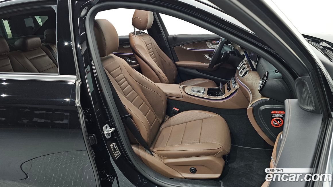 Mercedes-Benz E-Class 2021