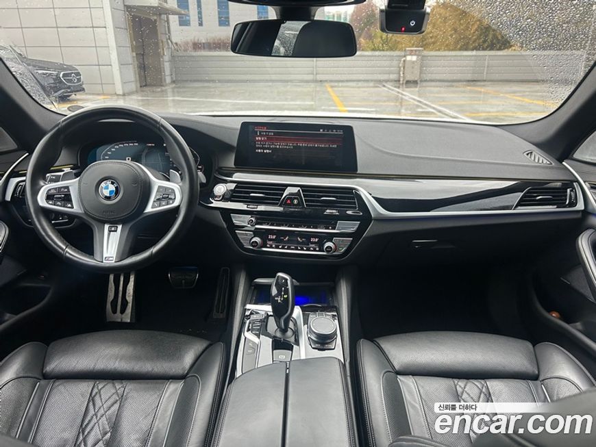 BMW 5-Series 2020