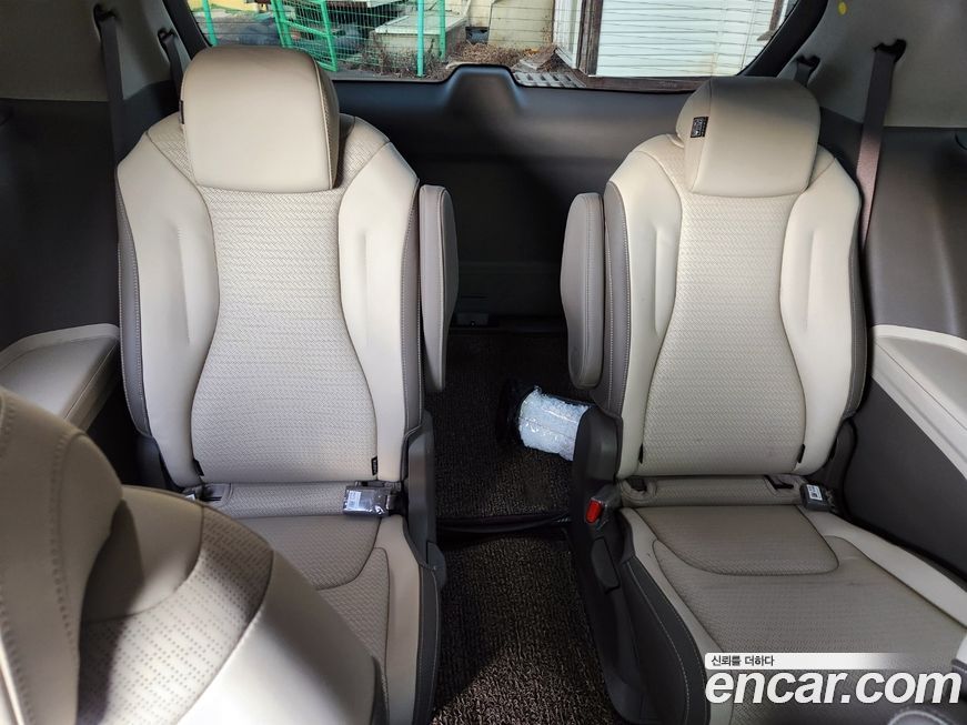 Kia Canival 2024