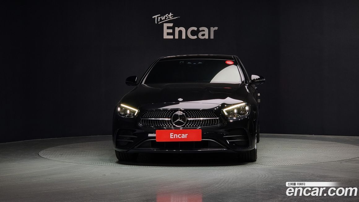 Mercedes-Benz E-Class 2023