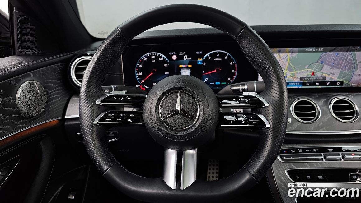 Mercedes-Benz E-Class 2023