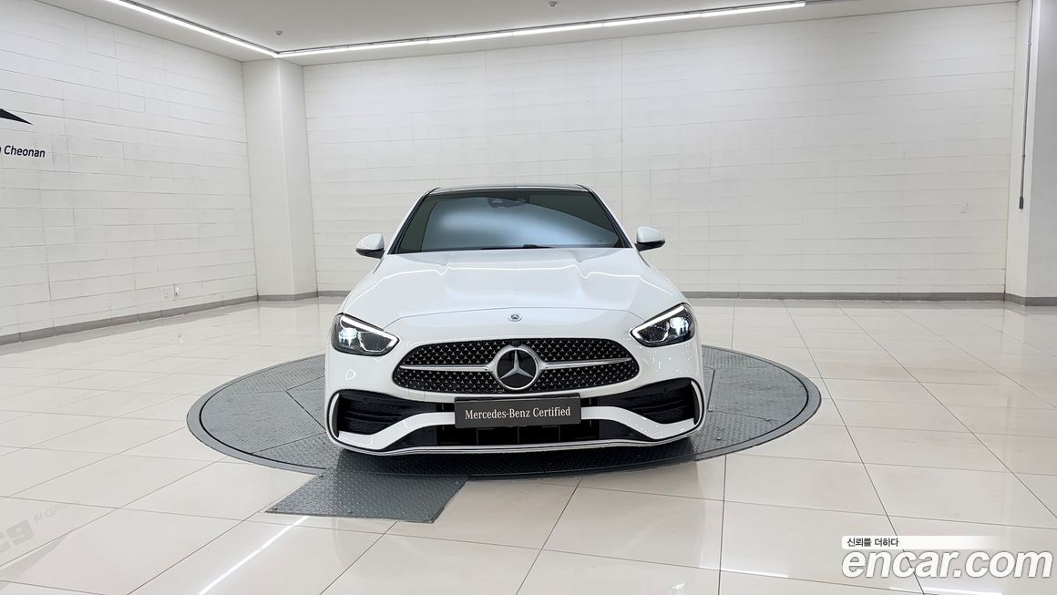 Mercedes-Benz C-Class 2025