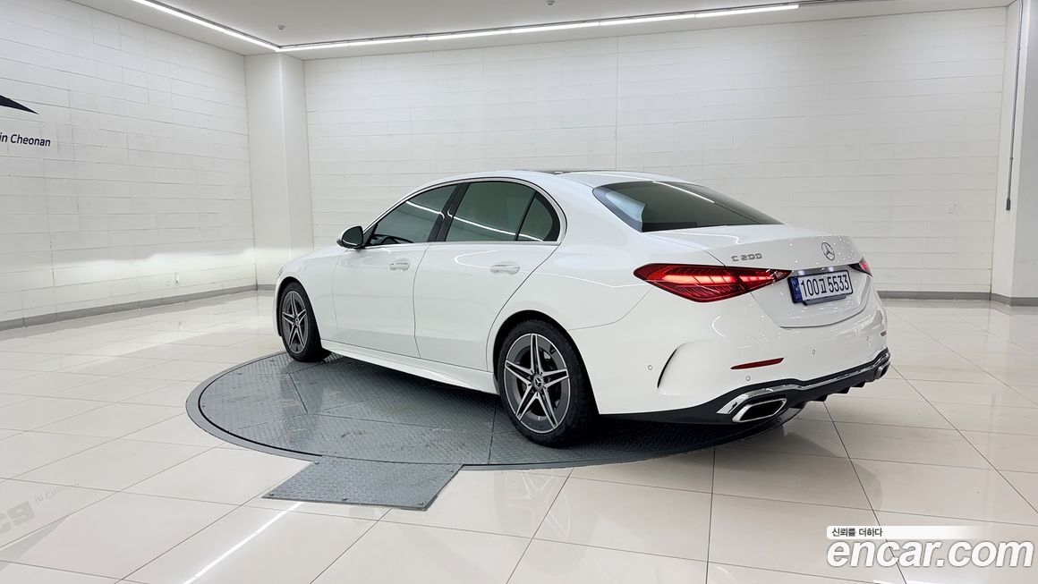 Mercedes-Benz C-Class 2025