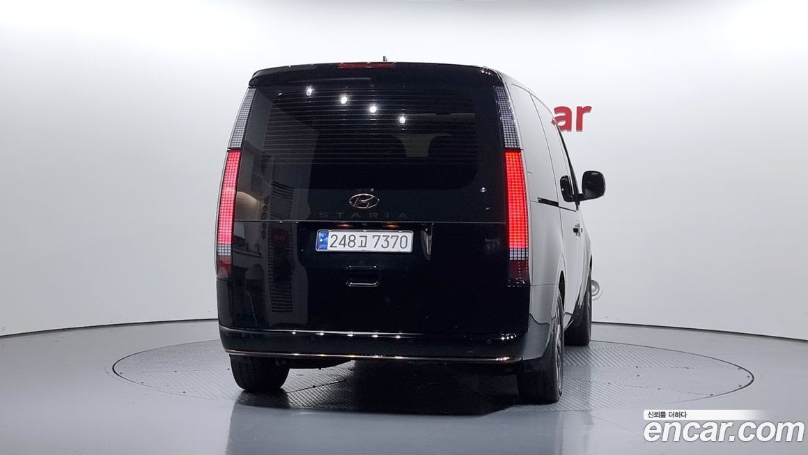 Hyundai Staria 2024