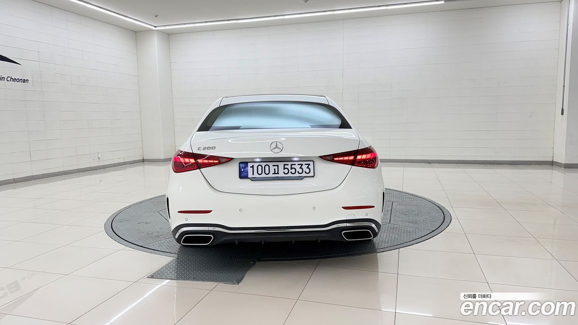 Mercedes-Benz C-Class 2025