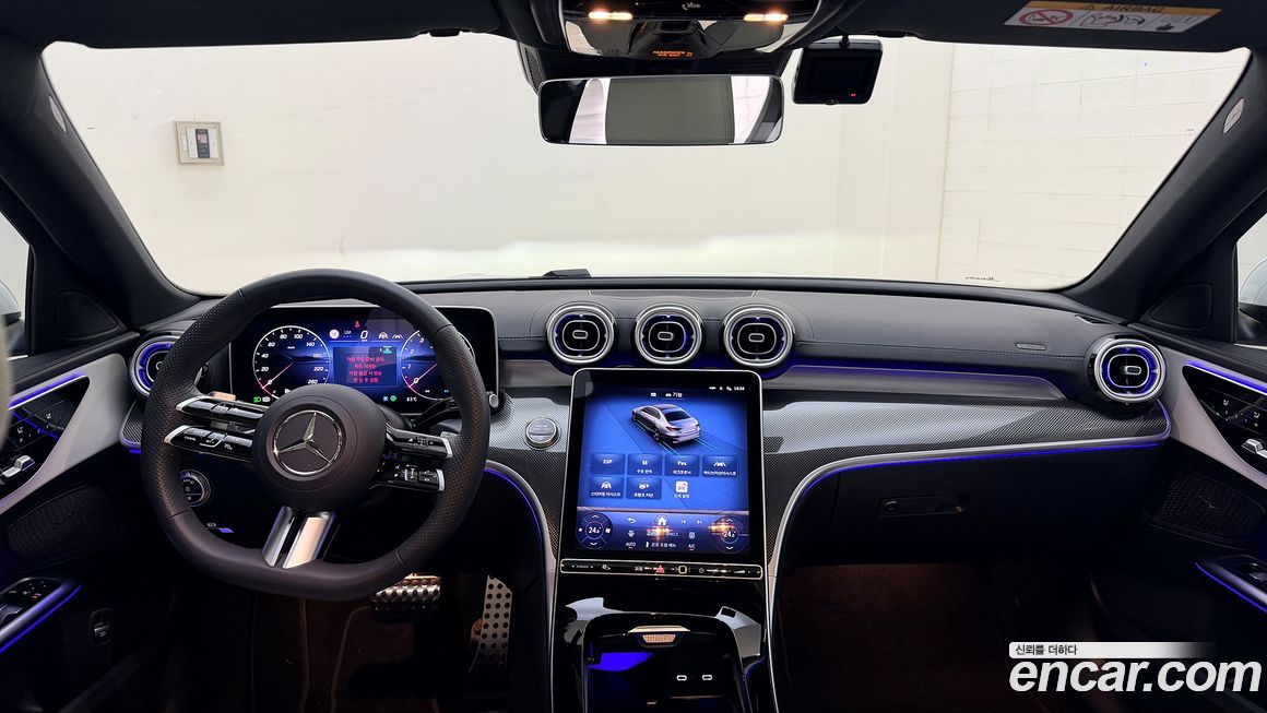 Mercedes-Benz C-Class 2025