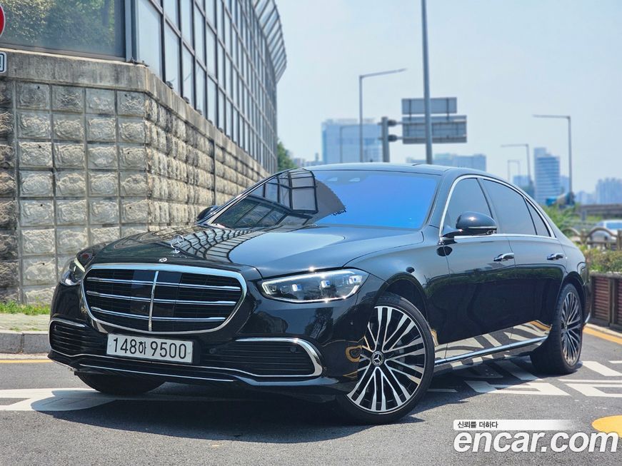 Mercedes-Benz S-Class 2021