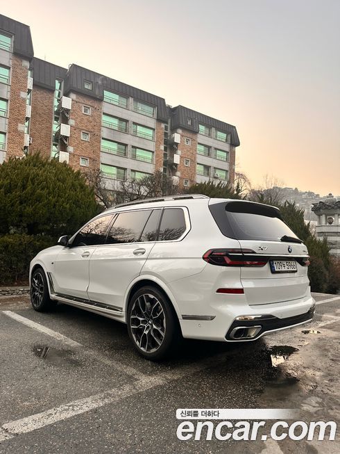 BMW X7 2024
