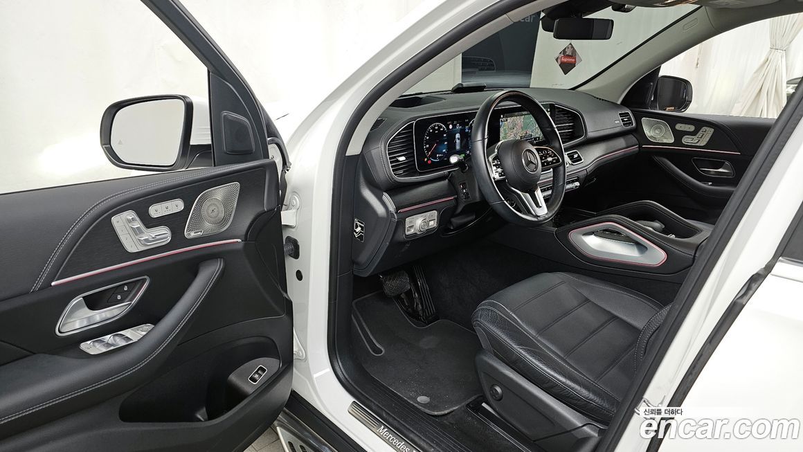 Mercedes-Benz GLE-Class 2023