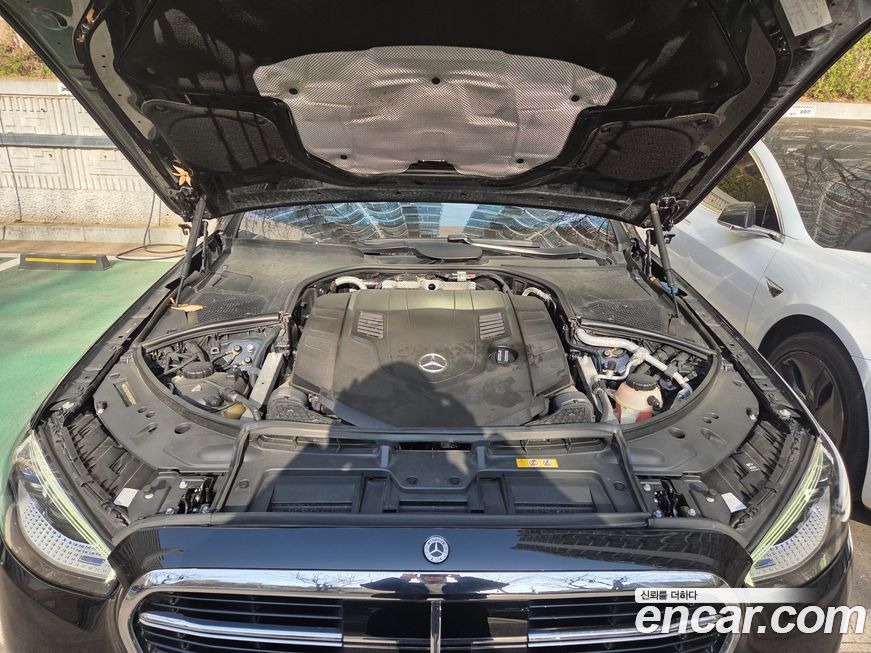 Mercedes-Benz S-Class 2021