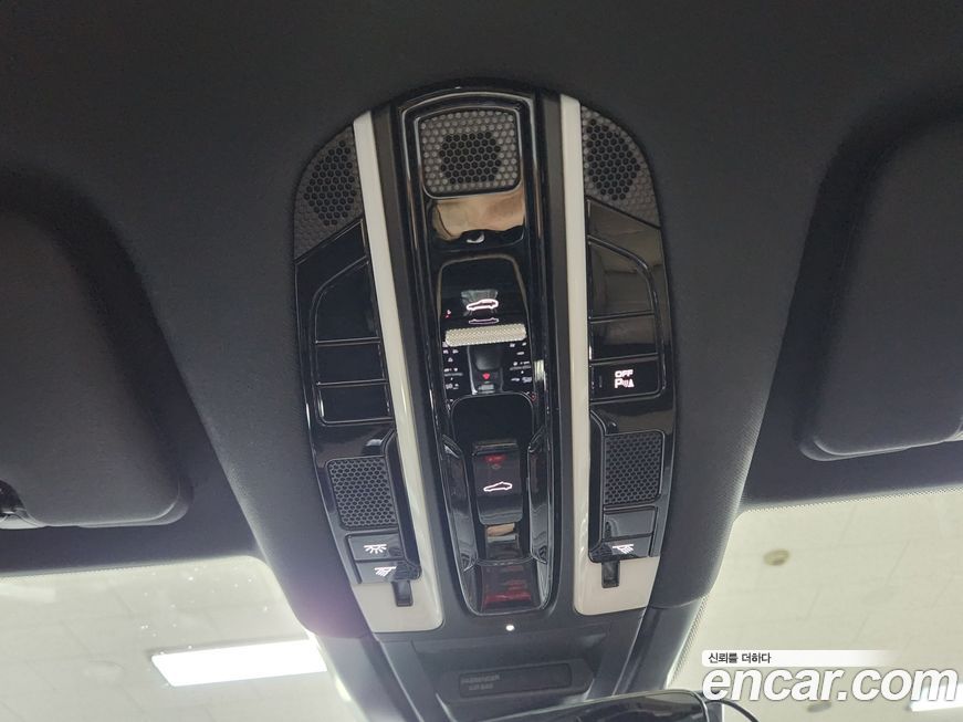 Porsche Cayenne 2020