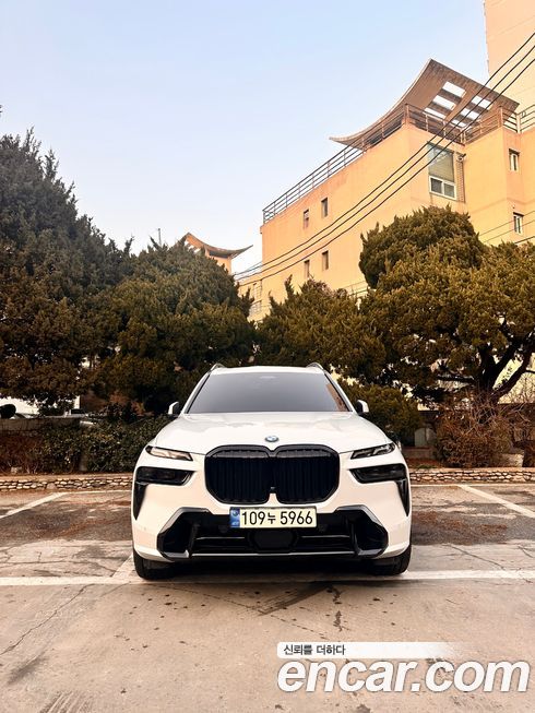 BMW X7 2024