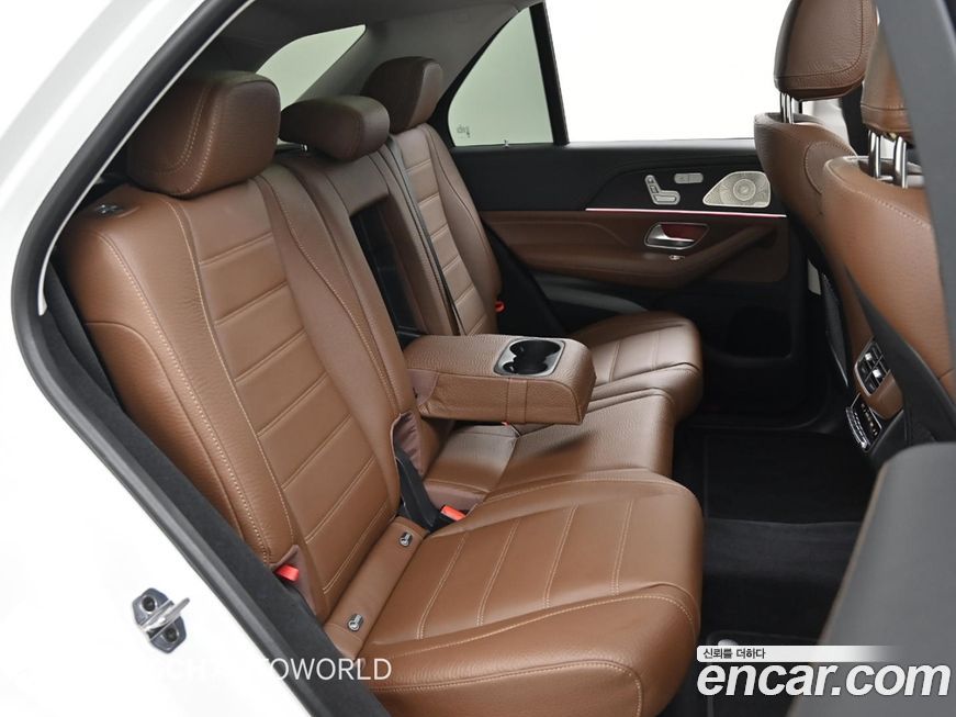 Mercedes-Benz GLE-Class 2025