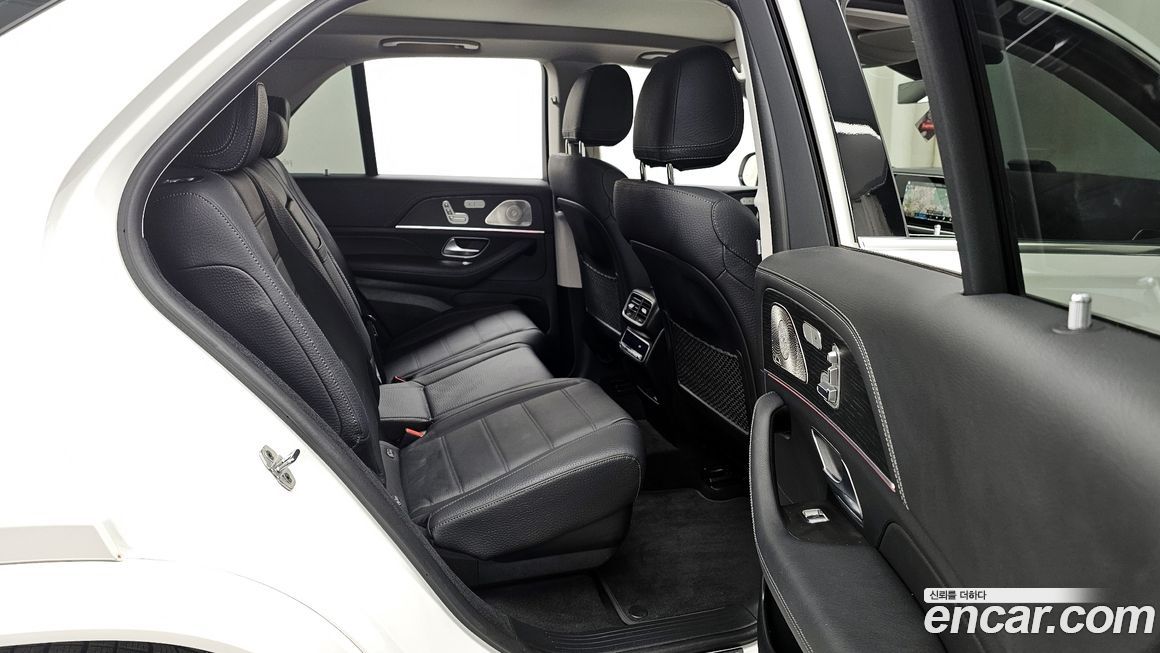 Mercedes-Benz GLE-Class 2023