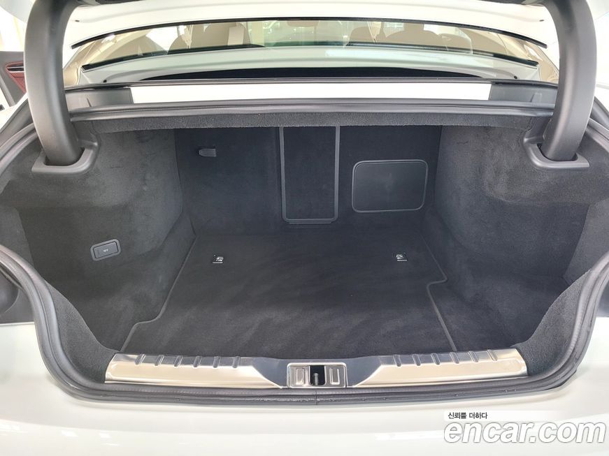 Bentley Continental 2021