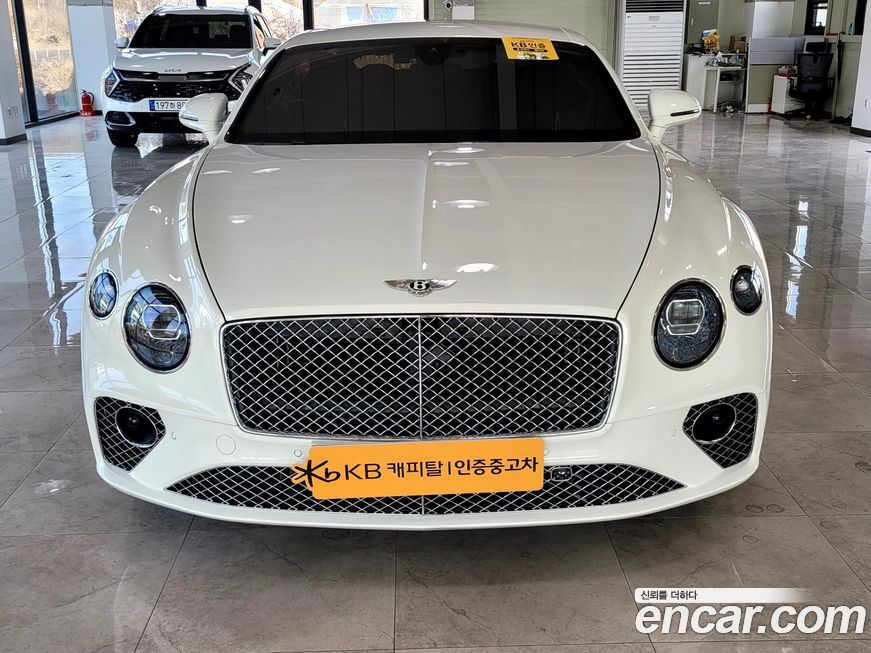 Bentley Continental 2021