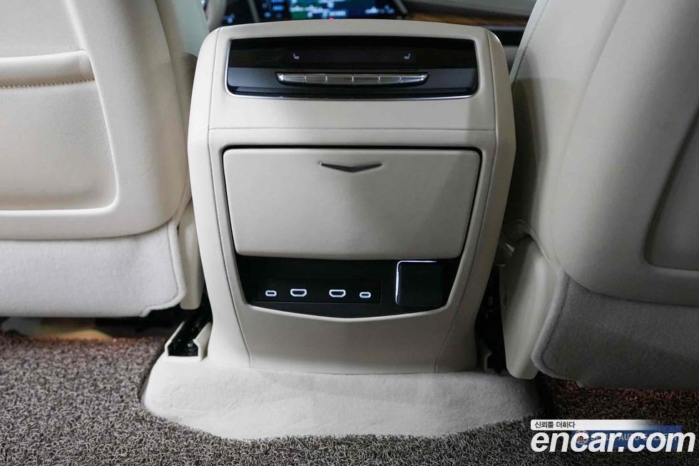 Cadillac Escalade 2023