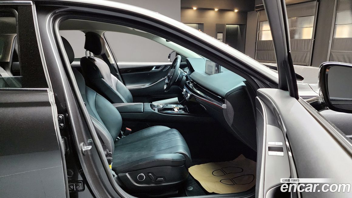 Genesis G80 2021