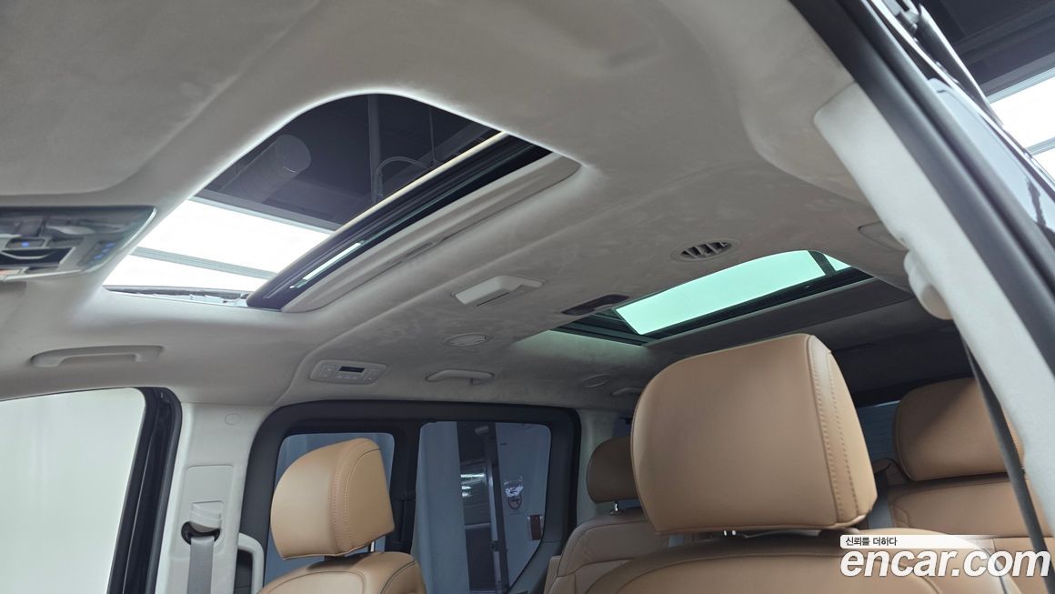 Hyundai Staria 2025