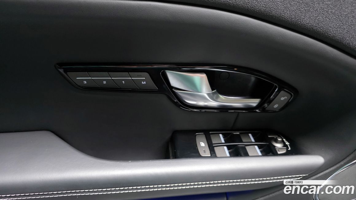 Land Rover Range Rover Evoque 2019