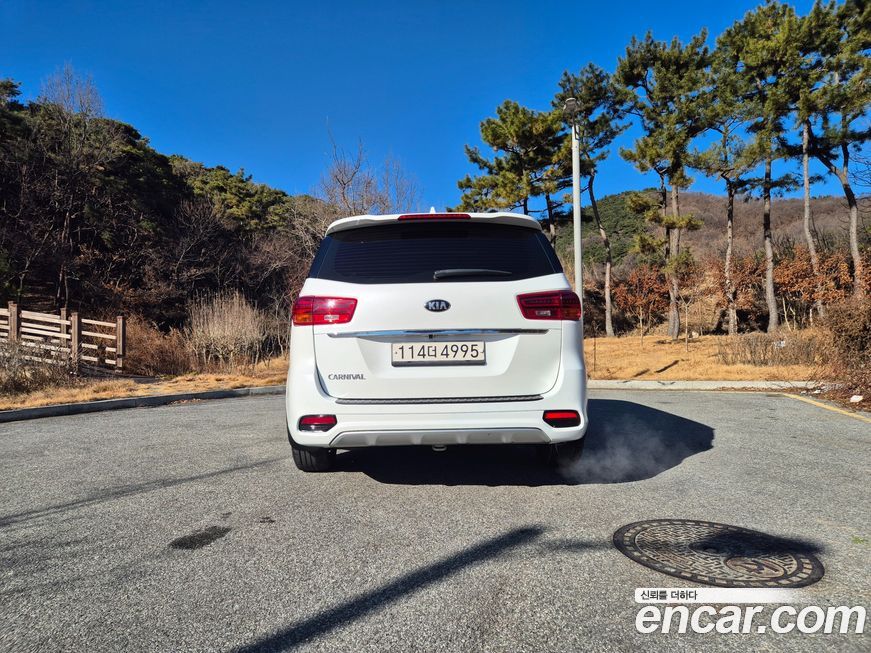 Kia Canival 2019
