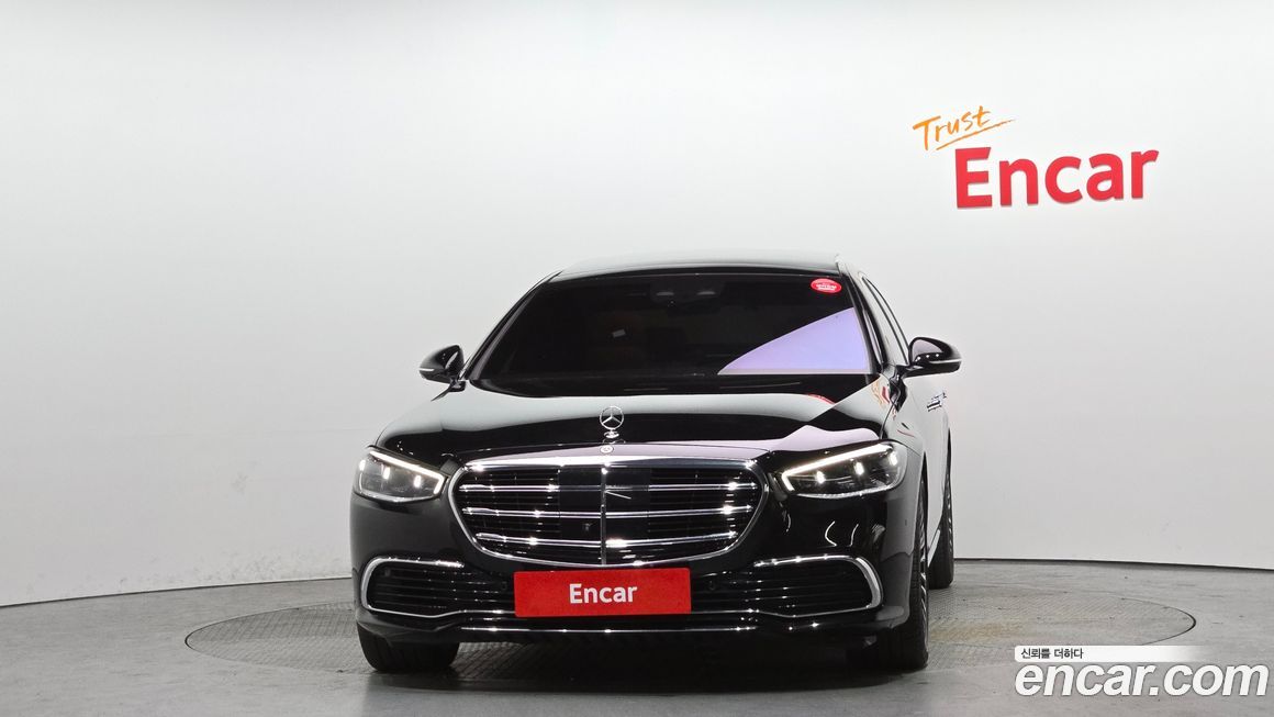 Mercedes-Benz S-Class 2021