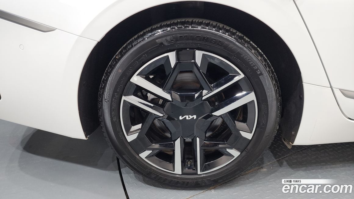 Kia K8 2025