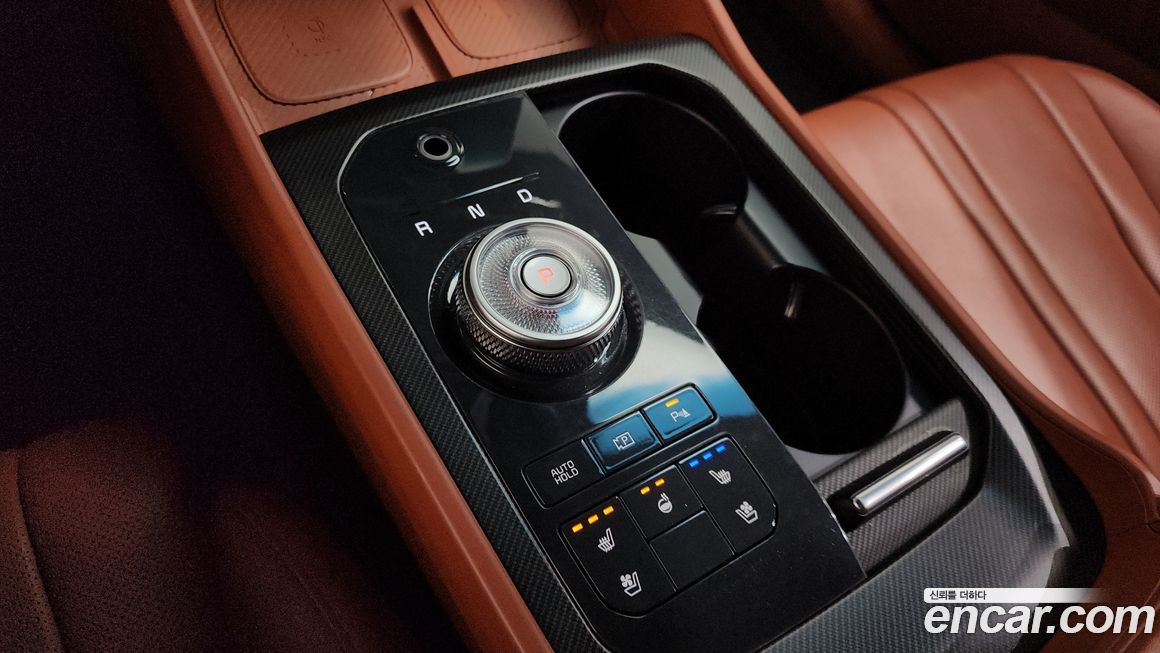 Kia K8 2025